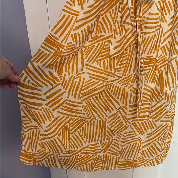 Roolee faux wrap Dress in golden Tan and Cream - Picture 4 of 13